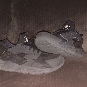 Black Haurache Shoes